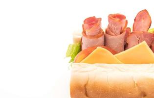 onderzeese sandwich met ham en salade foto