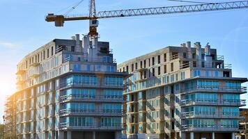 nieuw met meerdere verdiepingen appartement gebouwen onder bouw foto