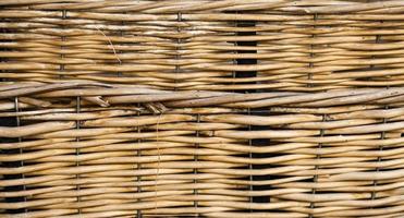 traditionele natuurlijke houten rieten mand foto