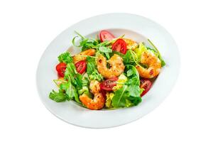 garnaal salade garnaal vers zeevruchten garnalen en rucola voorafje maaltijd pescetarisch voedsel tussendoortje foto