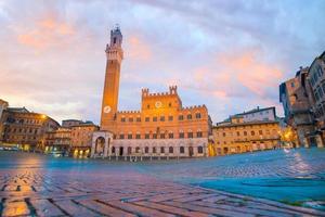 Piazza del Campo in Siena, Italië foto