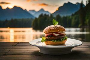 een Hamburger Aan een bord met bergen in de achtergrond. ai-gegenereerd foto