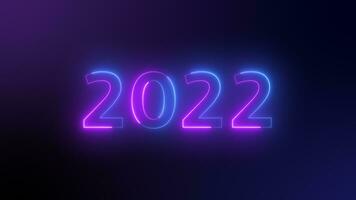 aantal 2022 neon licht helder gloeiend. 2022 gelukkig nieuw jaar donker achtergrond met decoratie met neon aantal Aan Purper en blauw achtergrond. illustratie winter vakantie groet kaart sjabloon. foto