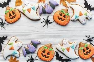 veelkleurig halloween eigengemaakt koekjes foto