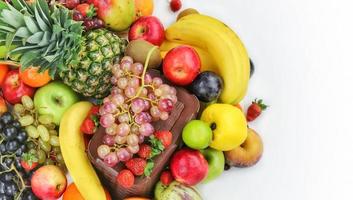 mix van vegetarisch biologisch voedsel fruit foto