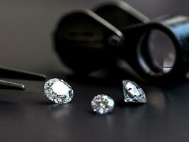 diamant en juwelier loupe foto