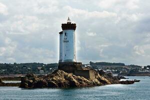 breton seinpaal en vuurtoren Aan brehat eiland foto