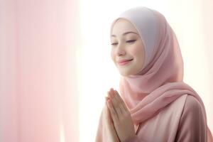 hijab vrouw bidden met handen samen, Aziatisch schoonheid ai gegenereerd foto