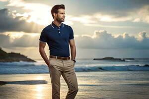 een Mens in een blauw polo overhemd en khaki broek staand Aan de strand. ai-gegenereerd foto