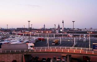 ochtend- kalmte Bij calais haven foto