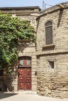 Baku City Old Town Street View in Azerbeidzjan met traditioneel architectuurdeurdetail foto
