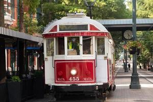 vintage trolley in het centrum in memphis tennessee foto