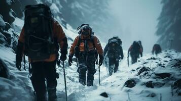 in de hart van de storm. de redden team zoektocht door de sneeuw. generatief ai foto