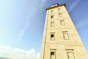 visie van een oud toren foto