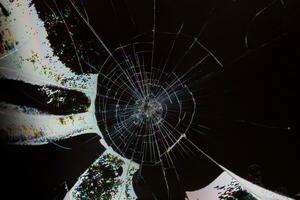 gebroken lcd tft tn scherm vlak structuur met kristal lekkage en fysiek schade foto