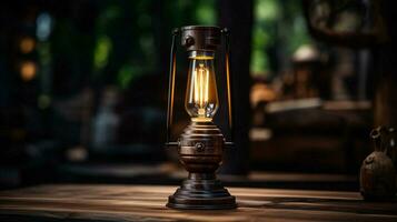 gloeiend elektrisch lamp verlicht rustiek houten tafel foto