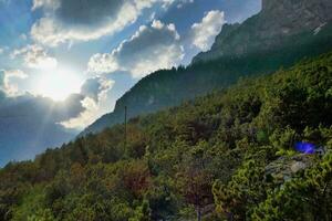 schilderachtige berglandschap foto