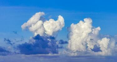 explosief wolk vorming cumulus wolken in de lucht in Mexico. foto