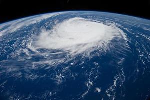 uitzicht op orkaan edouard vanuit de ruimte, 16 sep 2014 foto