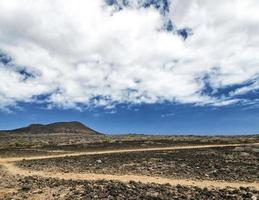 dor vulkanisch droog landschap in de buurt van el medano in het binnenland van tenerife eiland spanje foto