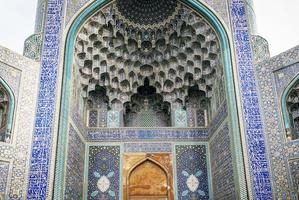 de beroemde bezienswaardigheid van de sjah-moskee op het naqsh-e jahan-plein in de stad isfahan, iran foto
