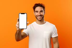 portret van jong Mens reclame nieuw smartphone tonen het naar camera tegen oranje achtergrond ai generatief foto