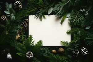 vlak leggen van blanco Notitie papier Aan Kerstmis boom takken Aan houten tafel, al gegenereerd foto