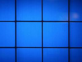 glanzende doorschijnende blauwe glastextuurachtergrond foto