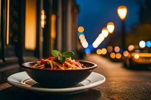 een bord van pasta Aan een straat Bij nacht. ai-gegenereerd foto