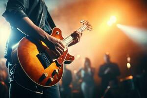 muziek- band groep uitvoeren Aan een concert podium.gitarist Aan stadium voor achtergrond. generatief ai foto