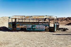 magie bus atacama woestijn - san pedro de atacama - el loa - antofagasta regio - Chili. foto