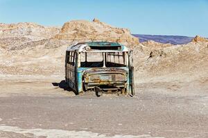 magie bus atacama woestijn - san pedro de atacama - el loa - antofagasta regio - Chili. foto