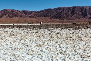 landschap van de verborgen baltinapijn lagunes - atacama woestijn - Chili. foto