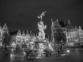 de stad antwerpen in belgië foto