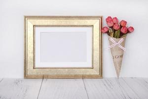 gouden frame met bloemen foto