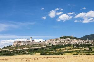 Assisi dorp in de regio Umbrië, Italië. foto