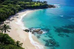 antenne visie van mooi tropisch strand met wit zand en turkoois zee, Hawaii strand antenne, ai gegenereerd foto