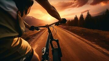 generatief ai, berg fietsen Mens rijden Aan fiets in bergen Woud landschap, fietser foto