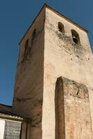 toren van heiligen justo en voorganger kerk. sepulveda, Spanje foto