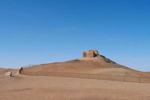 landschapsmening van oude yangguan-pas gansu china foto