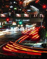 bezig nacht verkeer foto