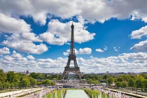 eiffeltoren in parijs frankrijk foto