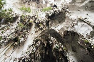 stalactieten batu-grotten, kalksteengrotten foto