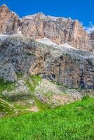 panorama van sella berg reeks van sella slagen voor, dolomieten, Italië foto