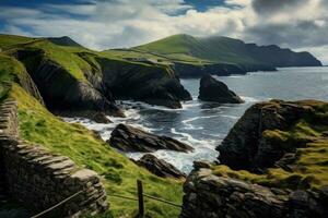 visie van de kustlijn Bij dingle schiereiland, provincie kerrie, Ierland, ring van dingle schiereiland Kerry Ierland dunquin pier haven rots steen klif landschap zeegezicht, ai gegenereerd foto