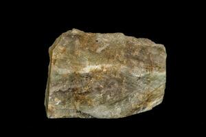 macro steen fluoriet mineraal Aan een zwart achtergrond foto
