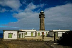 de vuurtoren Aan de eiland van Galicië foto