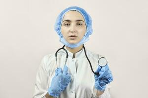 vrouw dokter therapeut met een stethoscoop foto