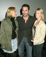 Maria bello eric mccormack Maria stuart meesterzoon screenen van de zussen booglicht theaters los angeles ca oktober 22 2005 foto