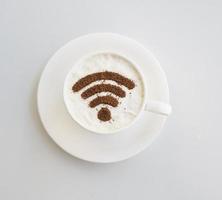 wifi-symbool getekend op koffie foto